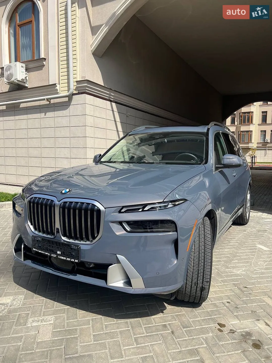 BMW X7, 2025
