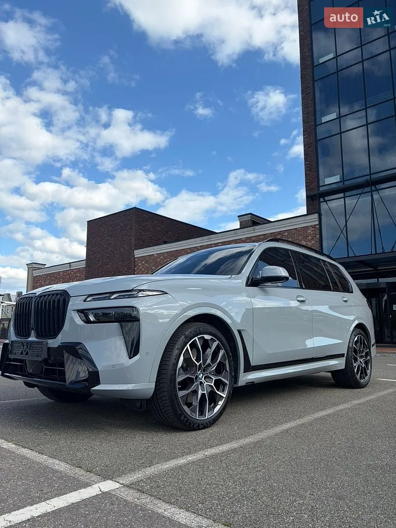 BMW X7, 2023