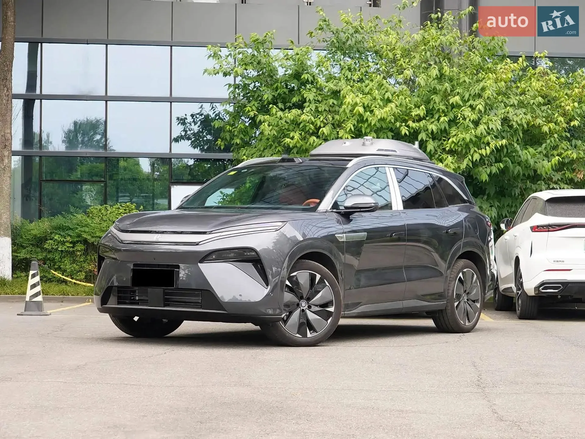 BYD Tang L, 2025