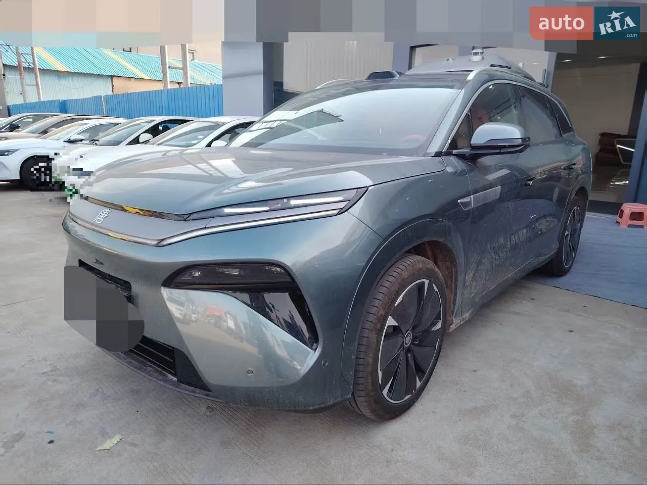 BYD Tang L, 2025
