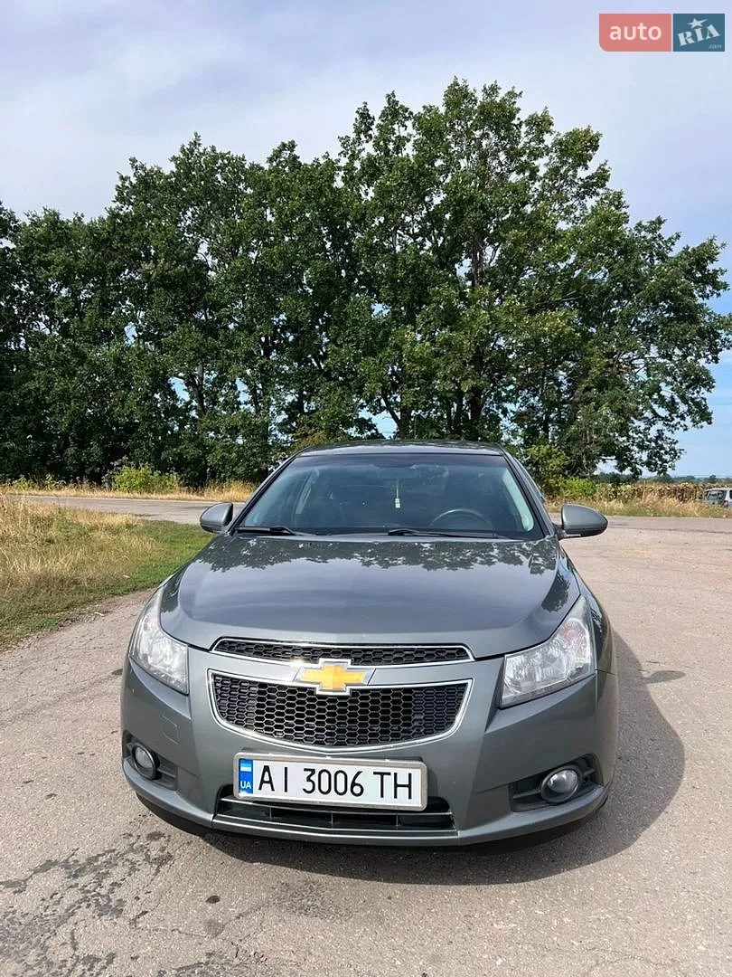 Chevrolet Cruze, 2011
