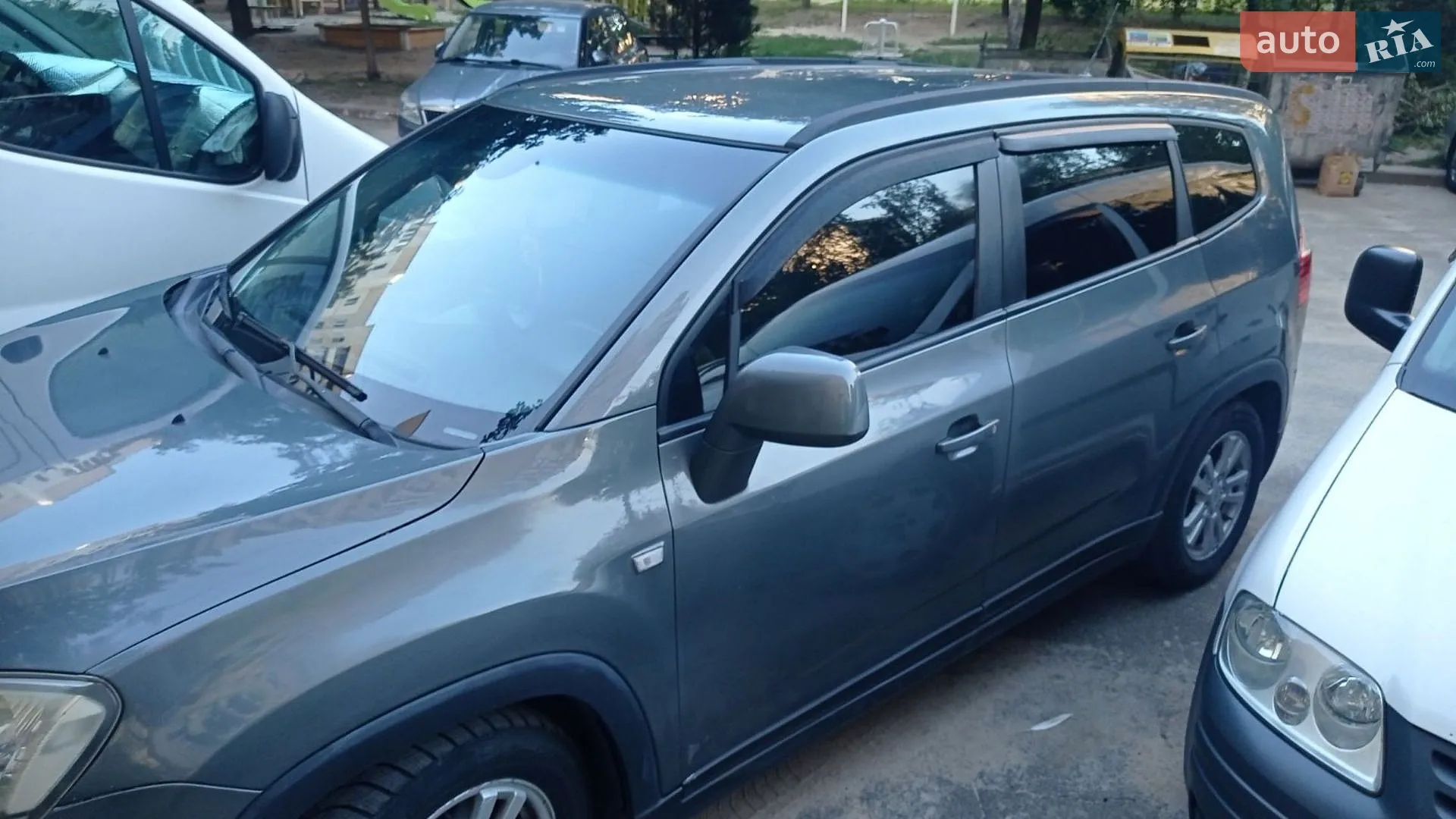 Chevrolet Orlando, 2011