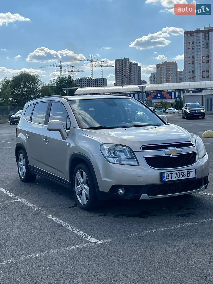 Chevrolet Orlando, 2011