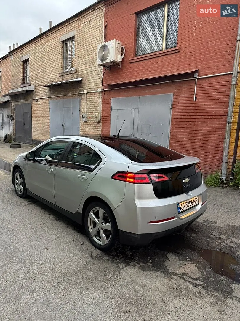 Chevrolet Volt, 2012