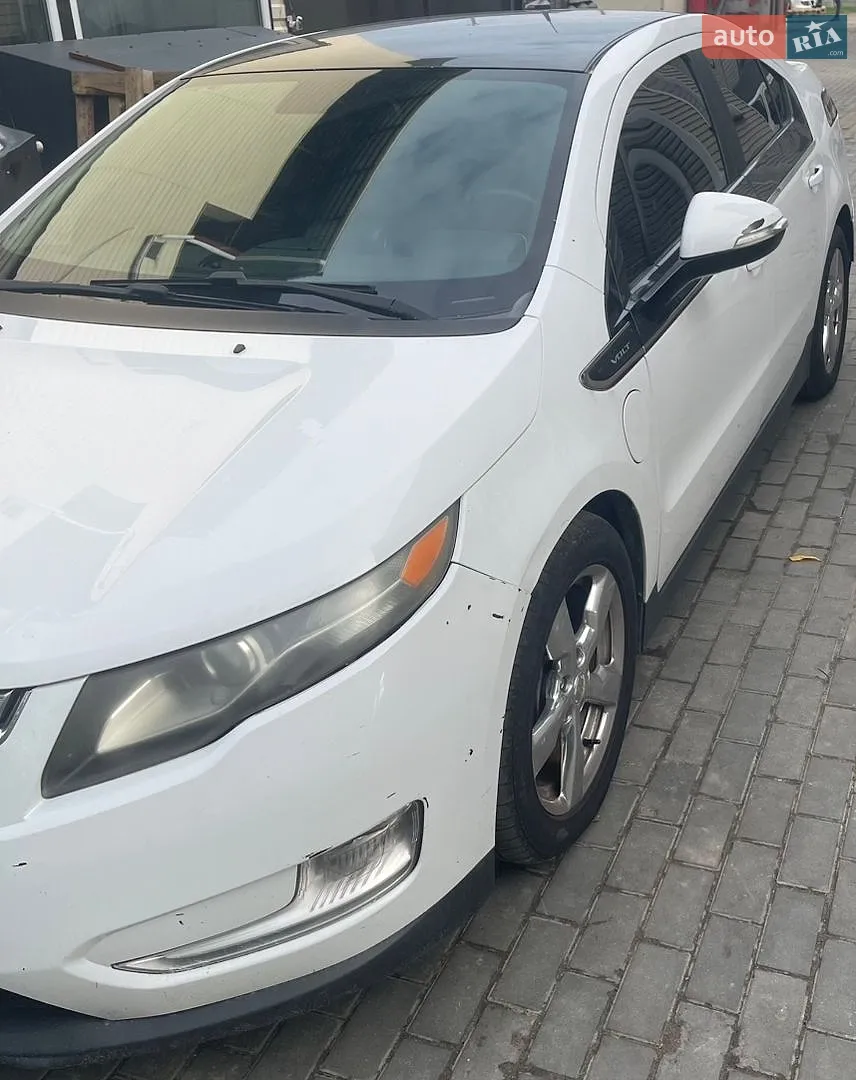 Chevrolet Volt, 2011