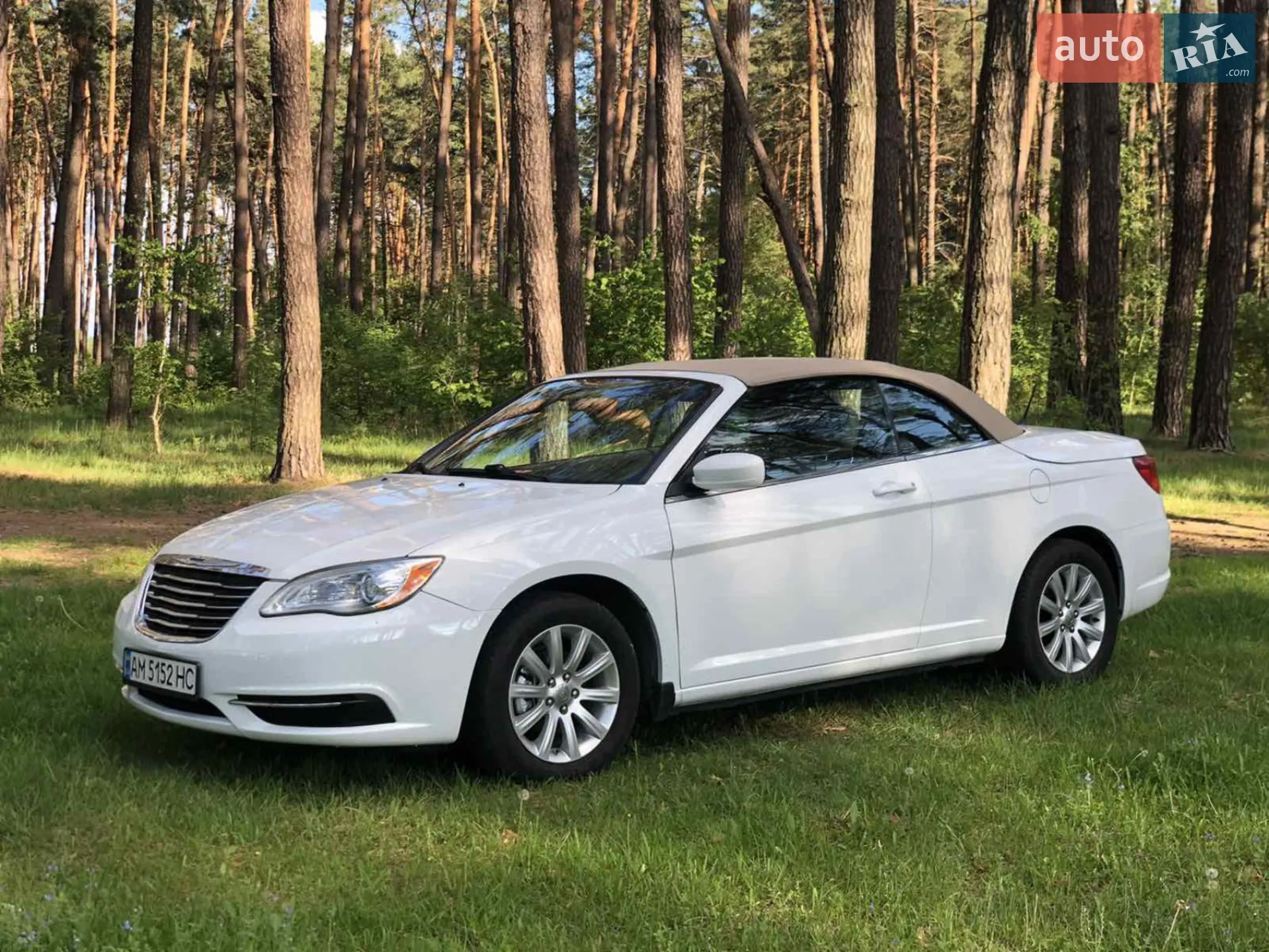 Chrysler 200, 2012