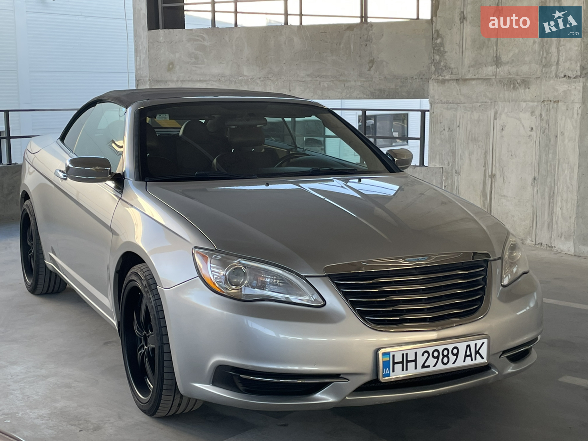 Chrysler 200, 2012