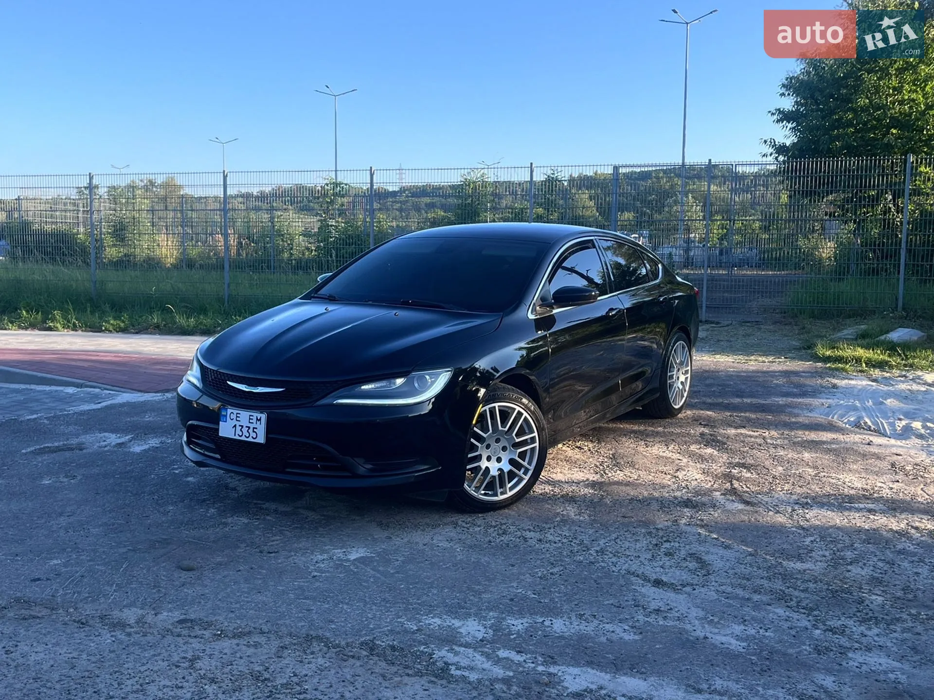 Chrysler 200, 2015