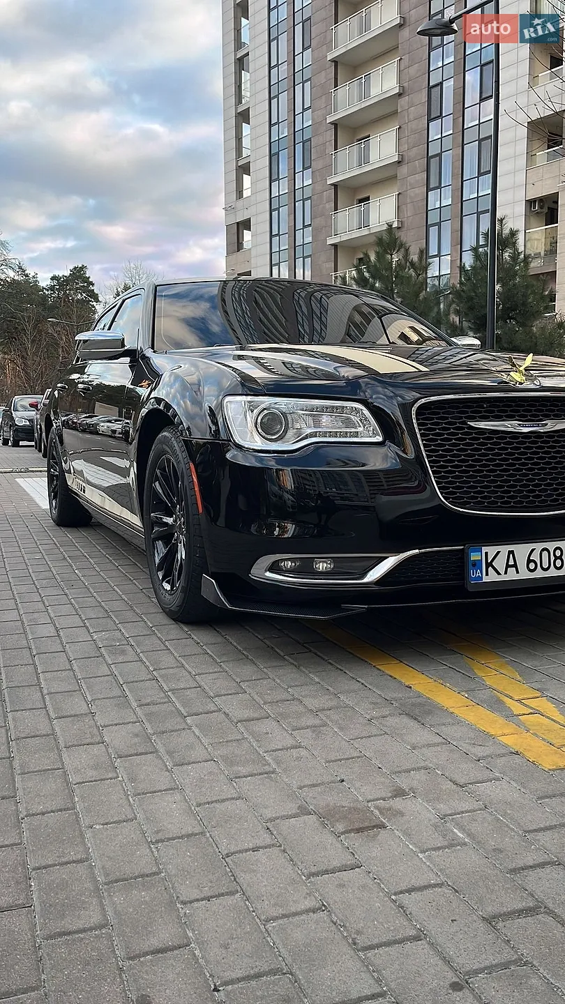 Chrysler 300C, 2017