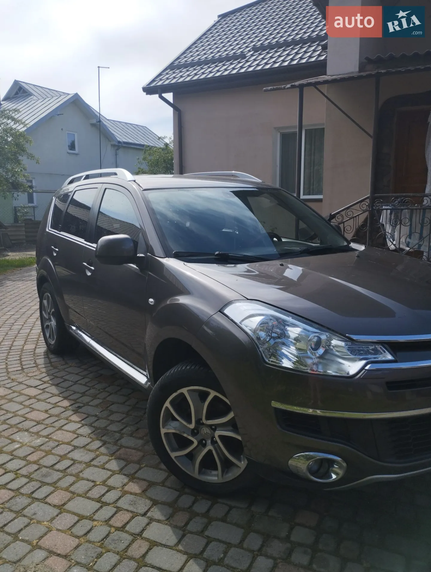 Citroën C-Crosser, 2010