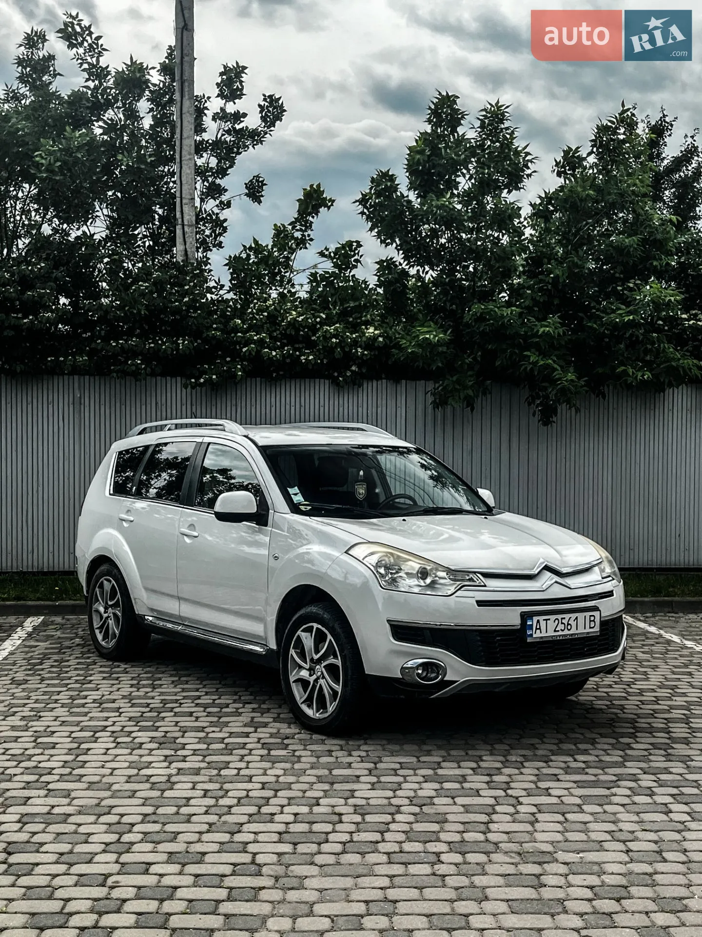 Citroën C-Crosser 2011 — 1