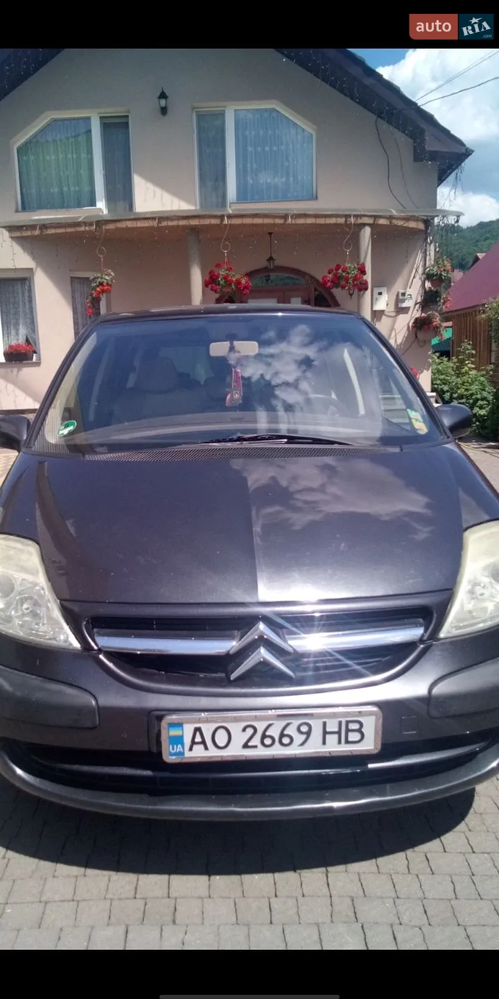 Citroën C8, 2004