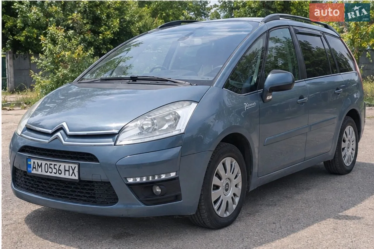 Citroën Grand C4 Picasso, 2011
