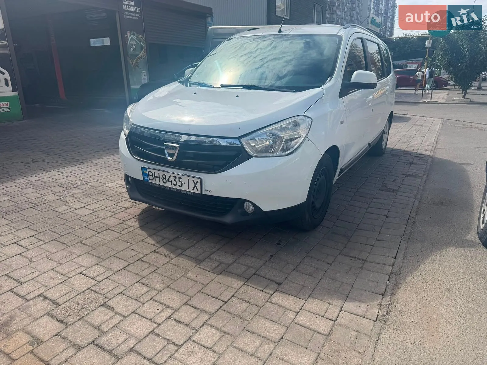 Dacia Lodgy, 2015