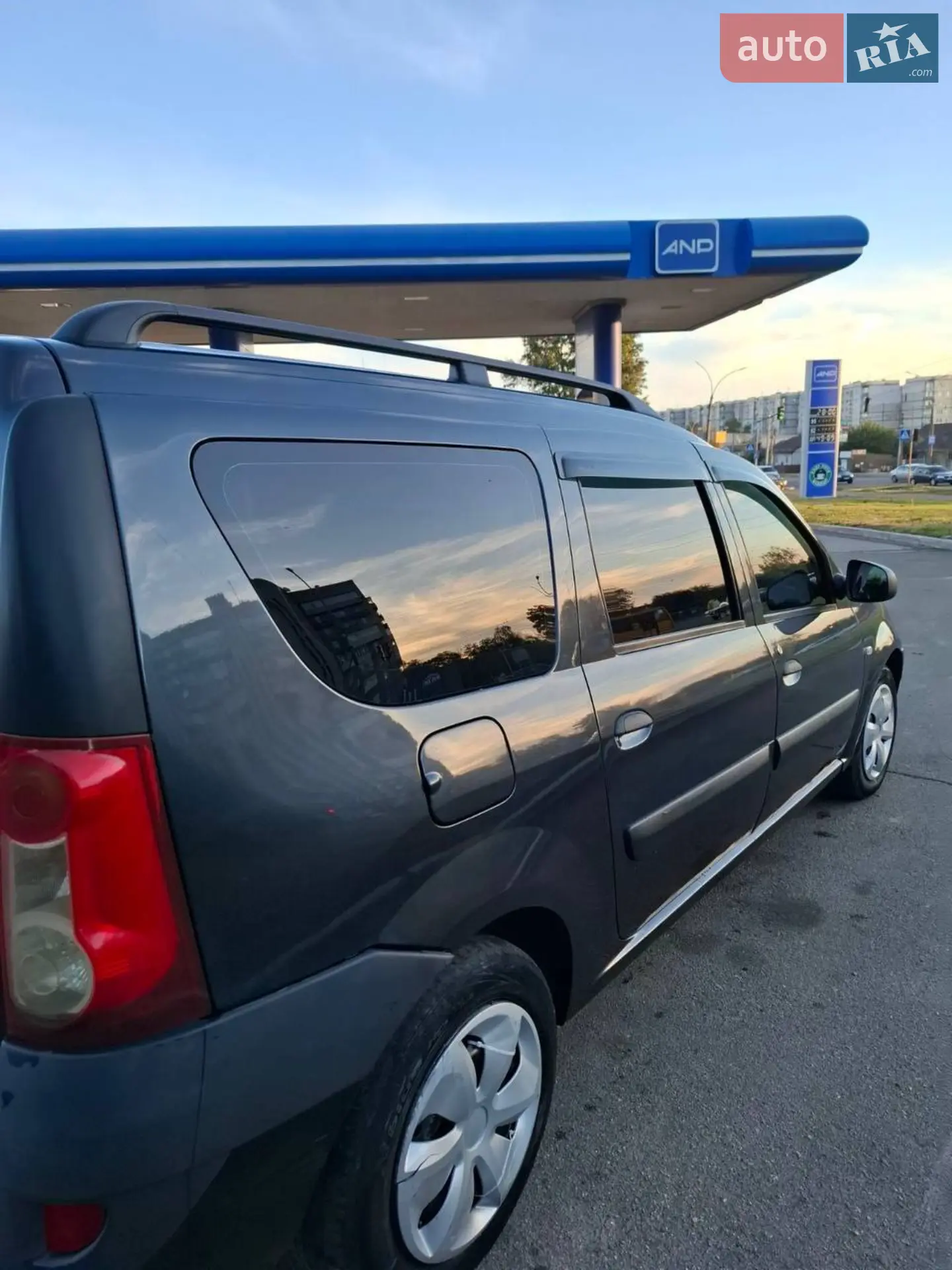 Dacia Logan MCV, 2007