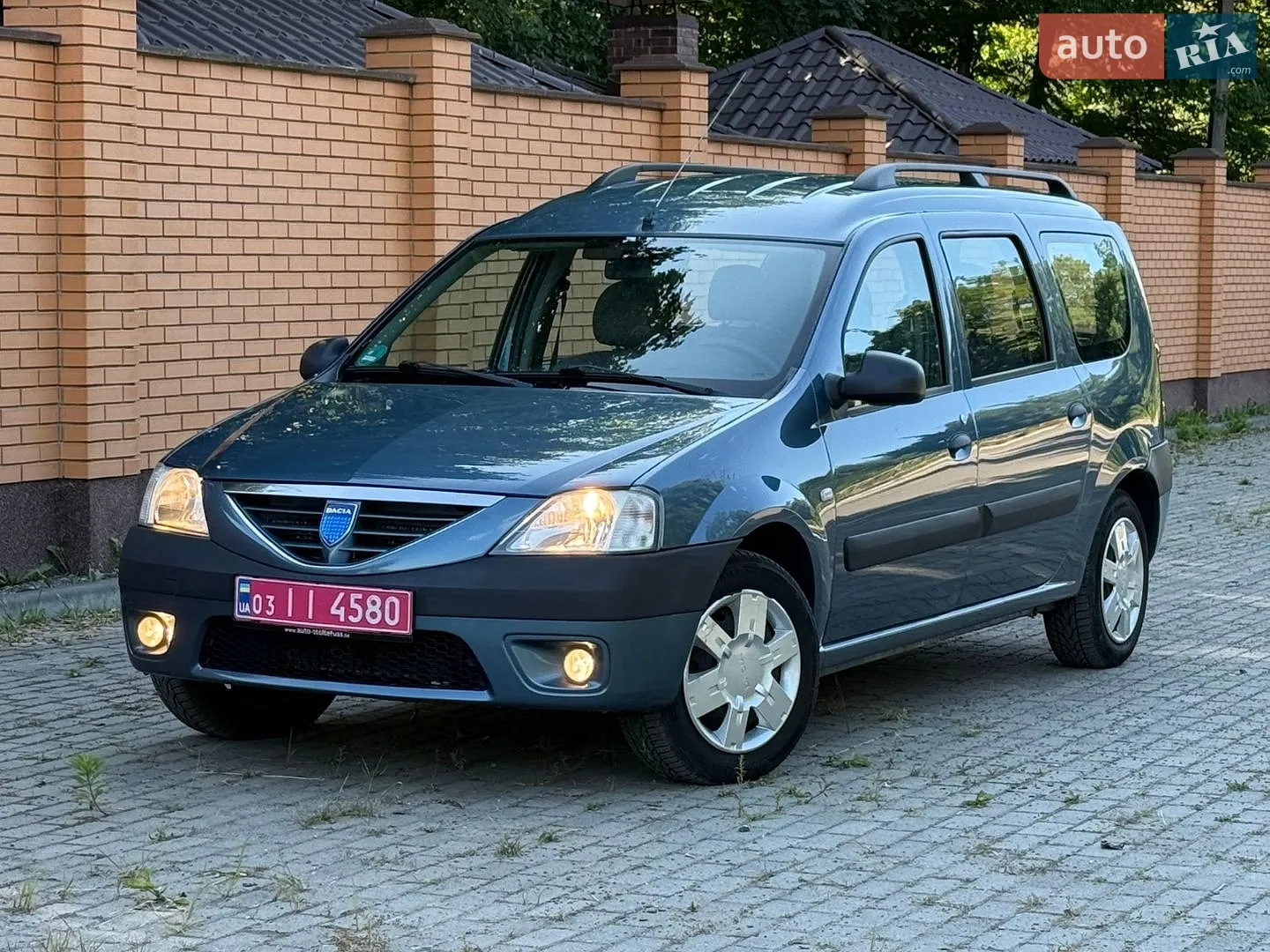 Dacia Logan MCV, 2008