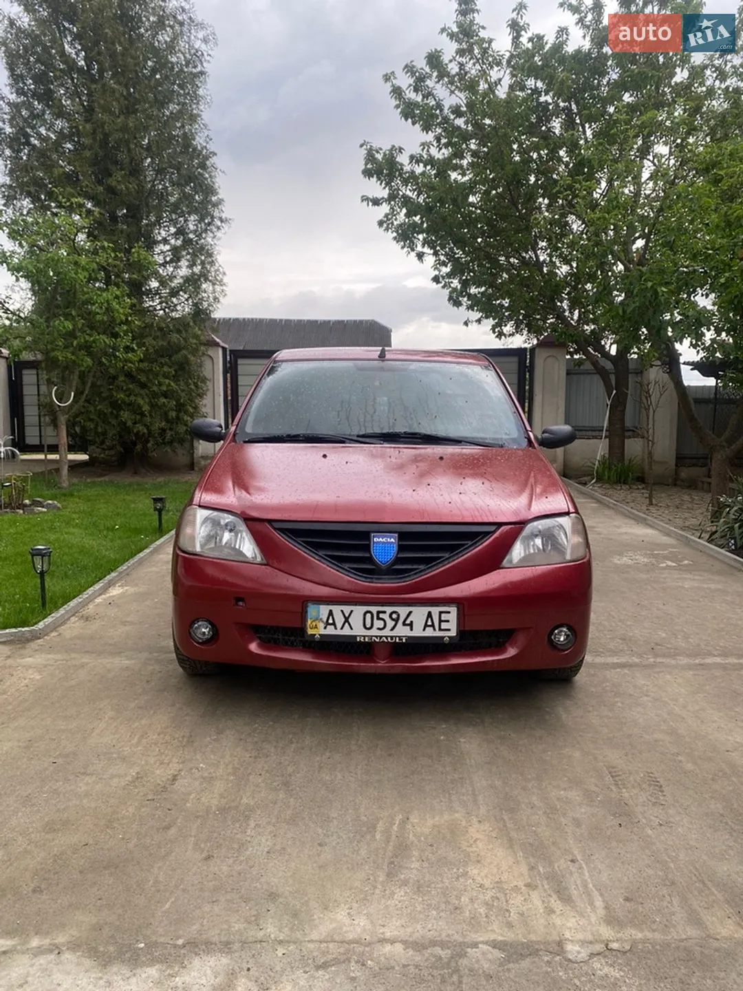 Dacia Logan, 2004