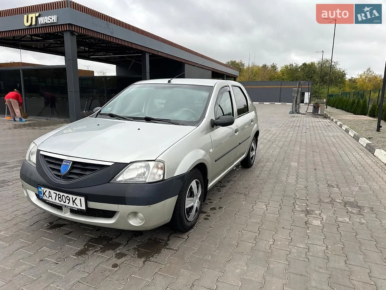 Dacia Logan, 2005