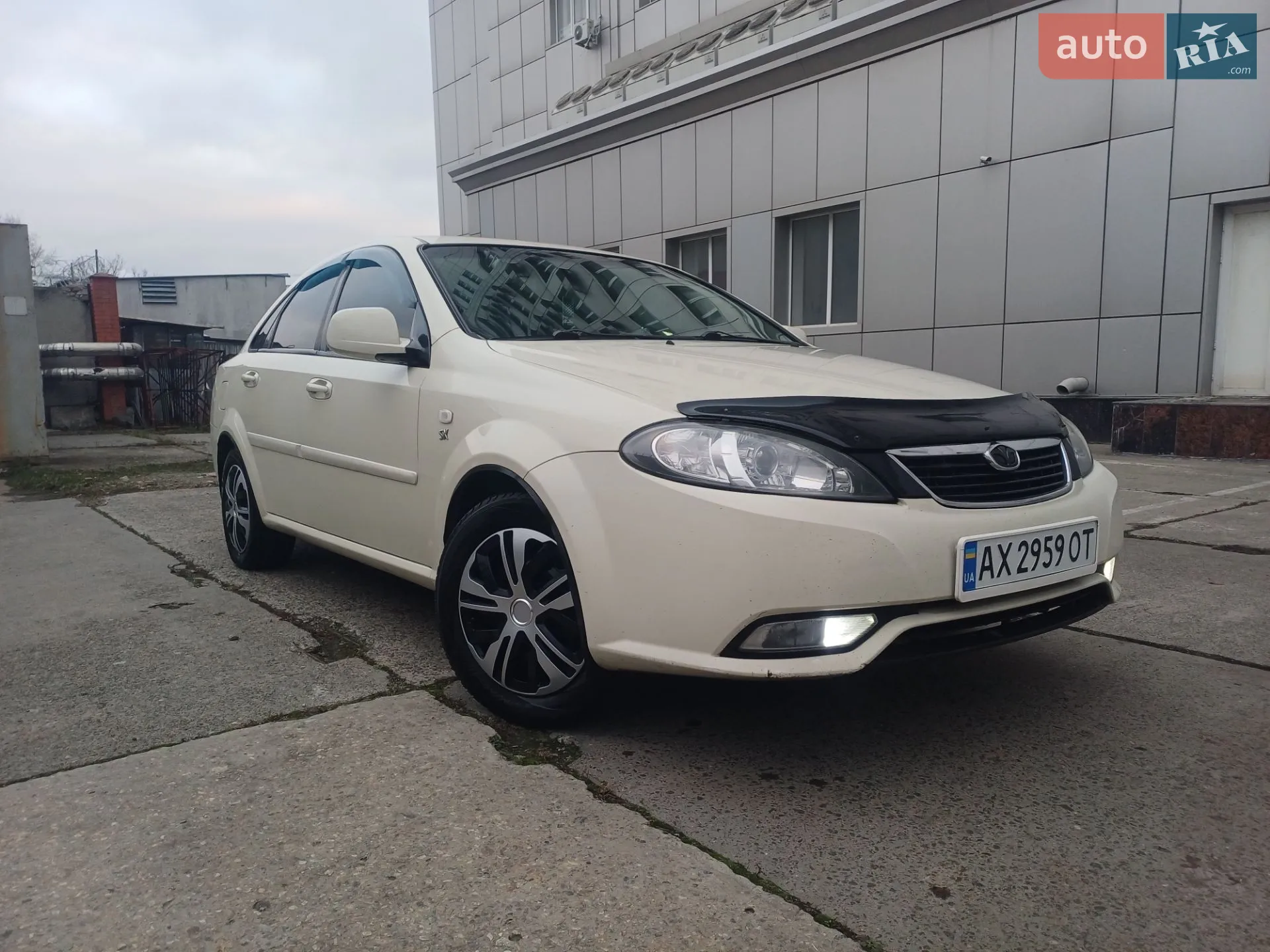 Daewoo Gentra 2014 — 1