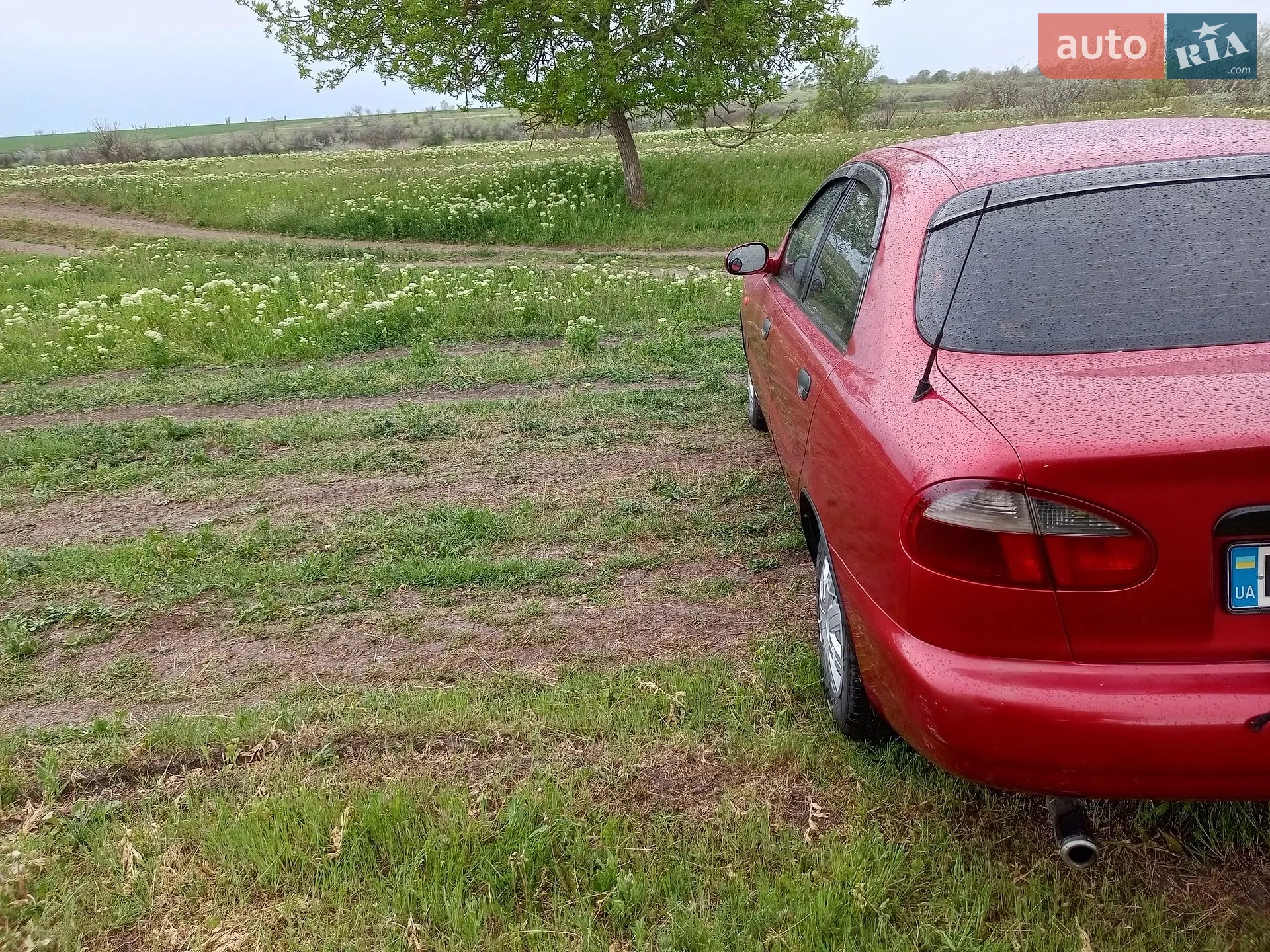 Daewoo Lanos, 1998