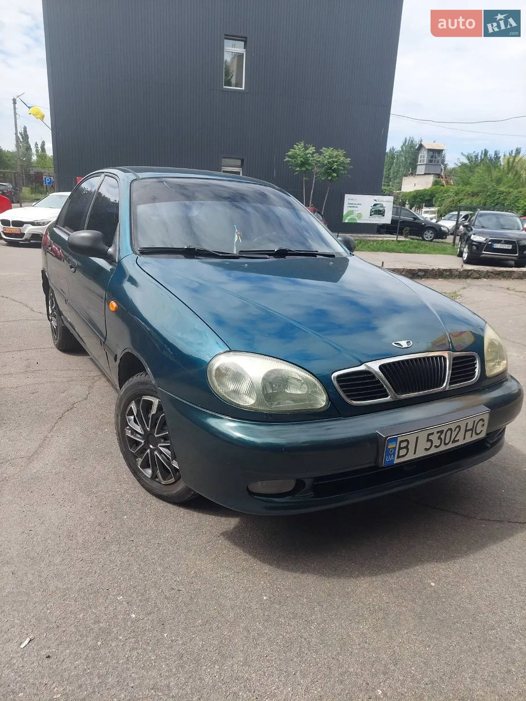Daewoo Lanos, 1998
