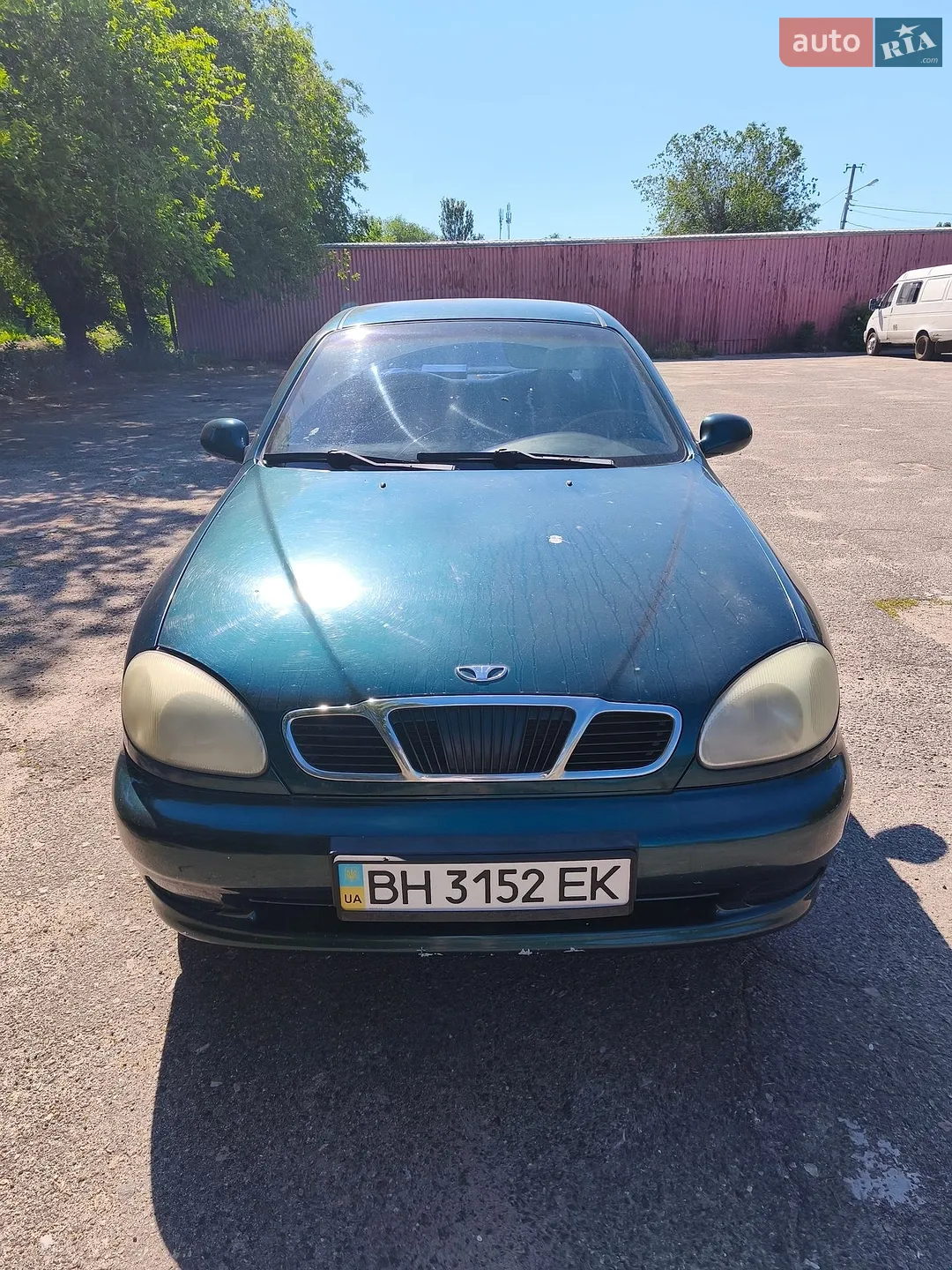 Daewoo Lanos, 1998