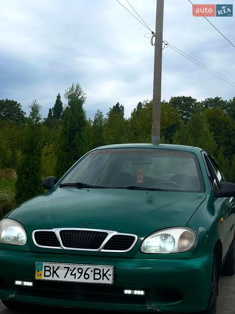 Daewoo Lanos, 1998