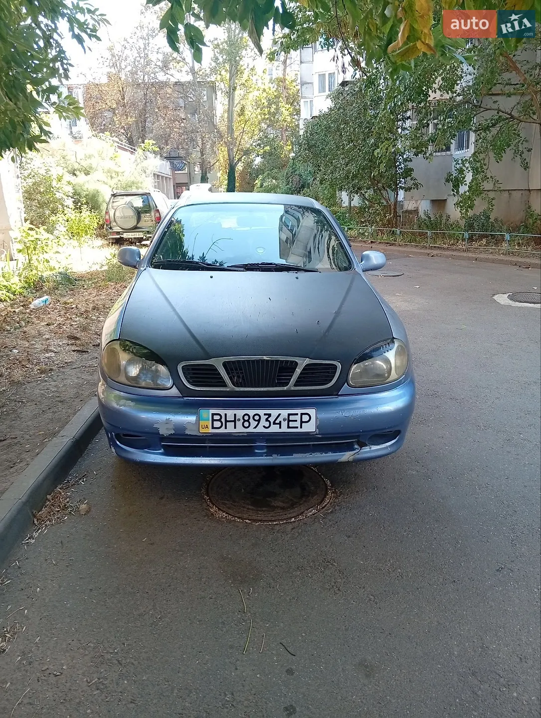Daewoo Lanos, 1998