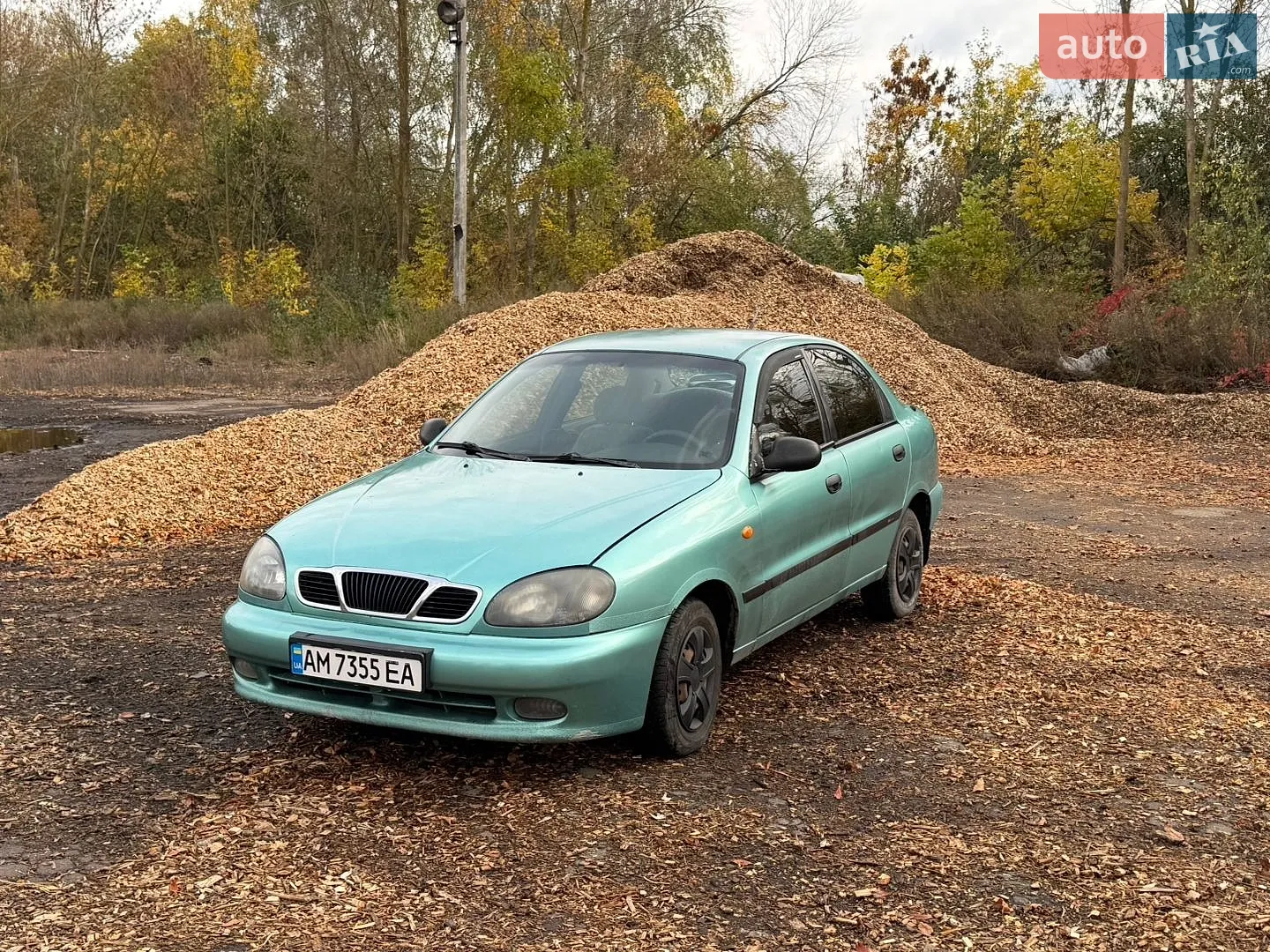 Daewoo Lanos, 1998