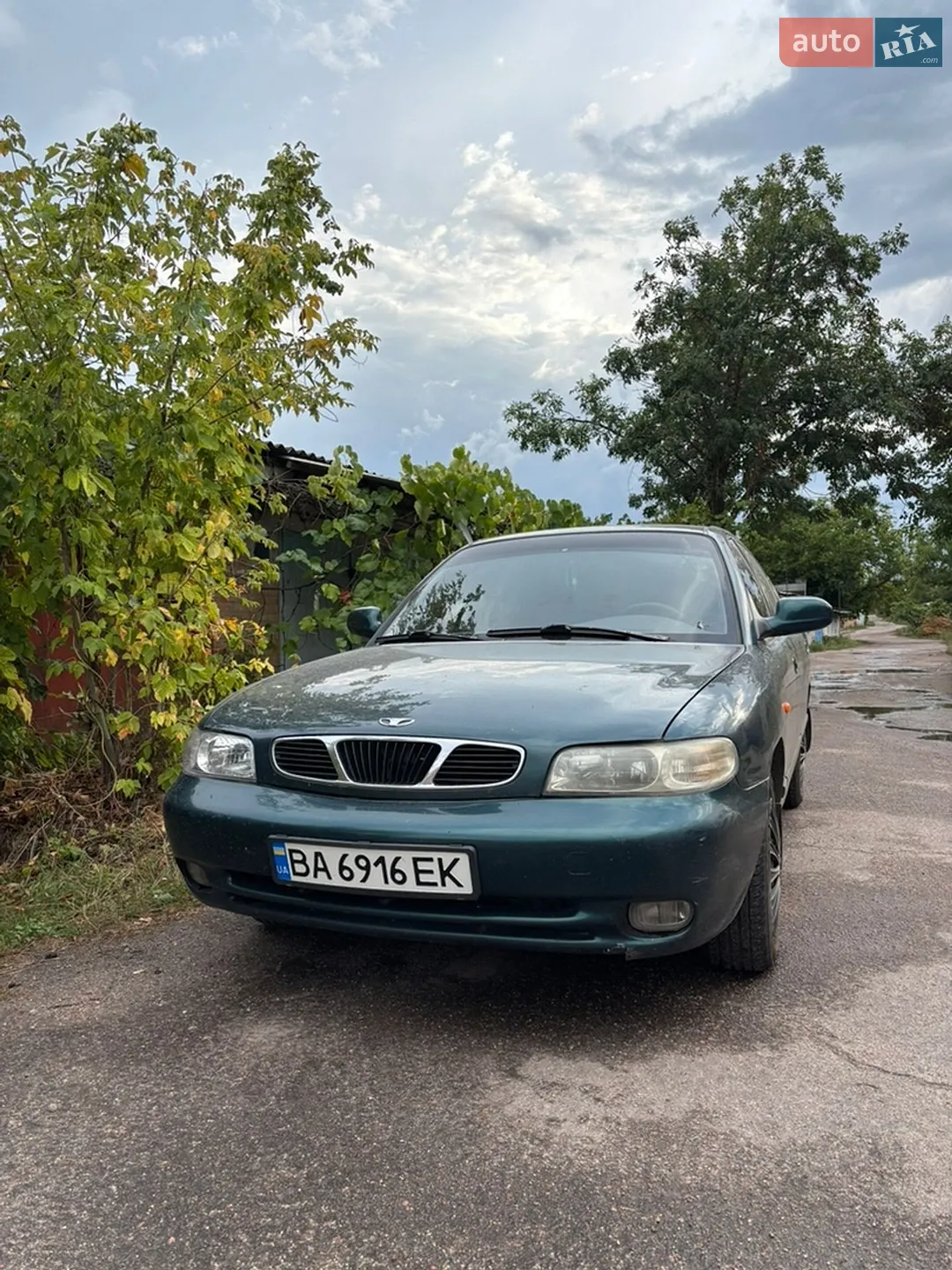 Daewoo Nubira, 1998