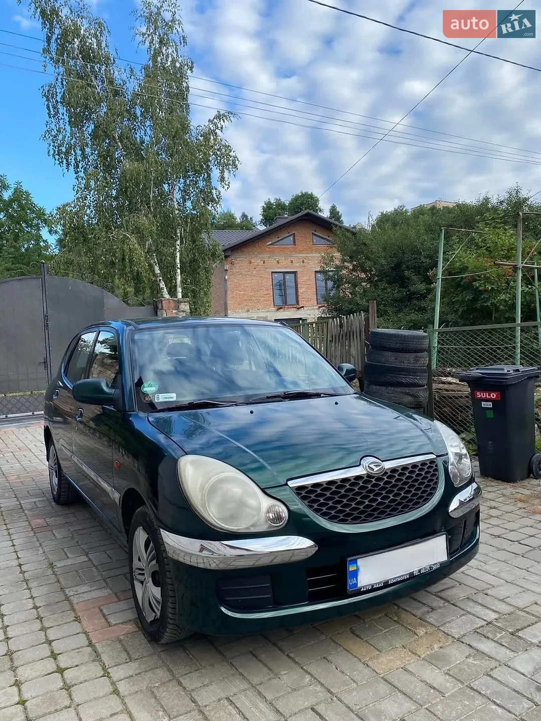 Daihatsu Sirion, 2002