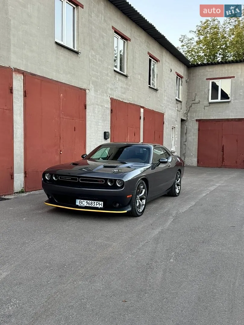 Dodge Challenger, 2016