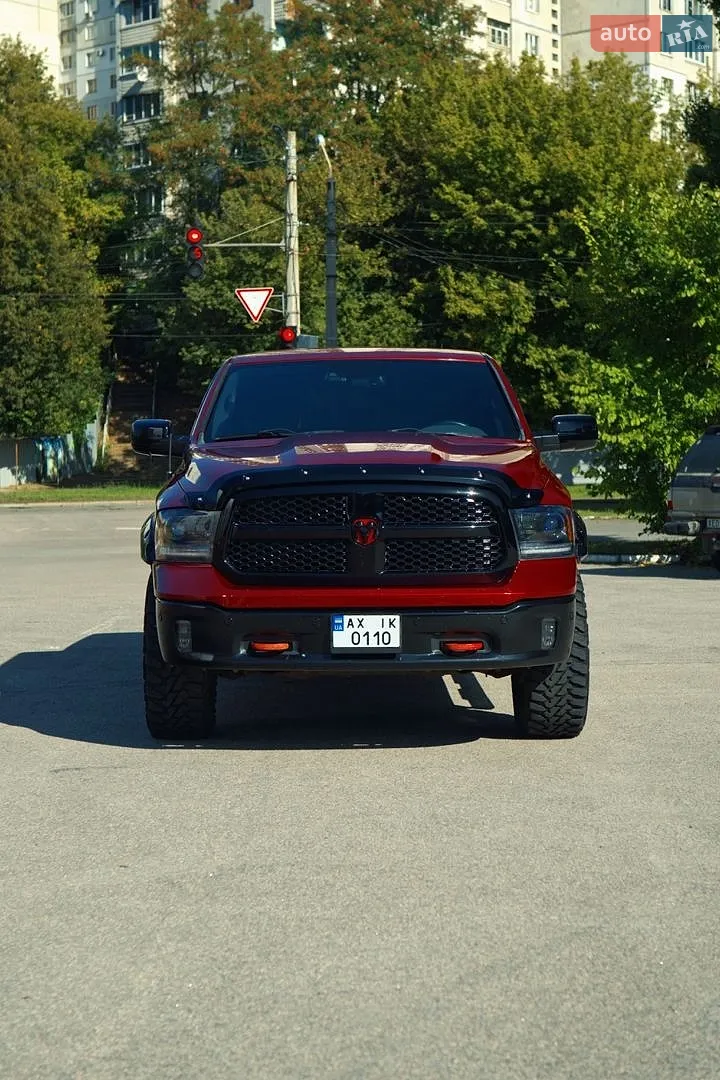 Dodge RAM 1500, 2015