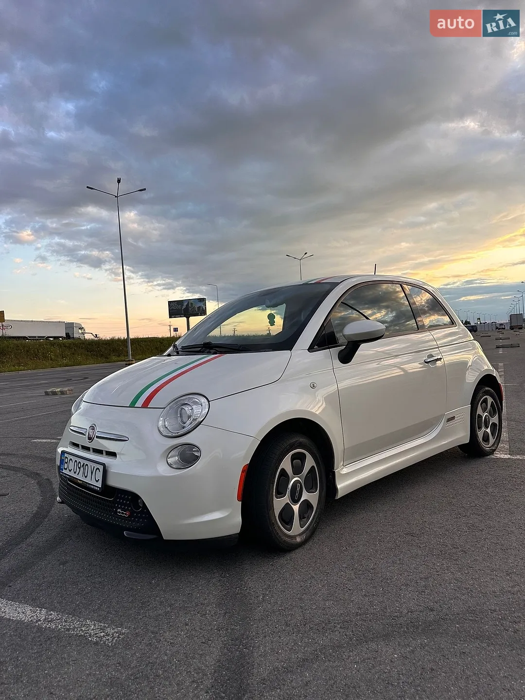 Fiat 500e, 2014