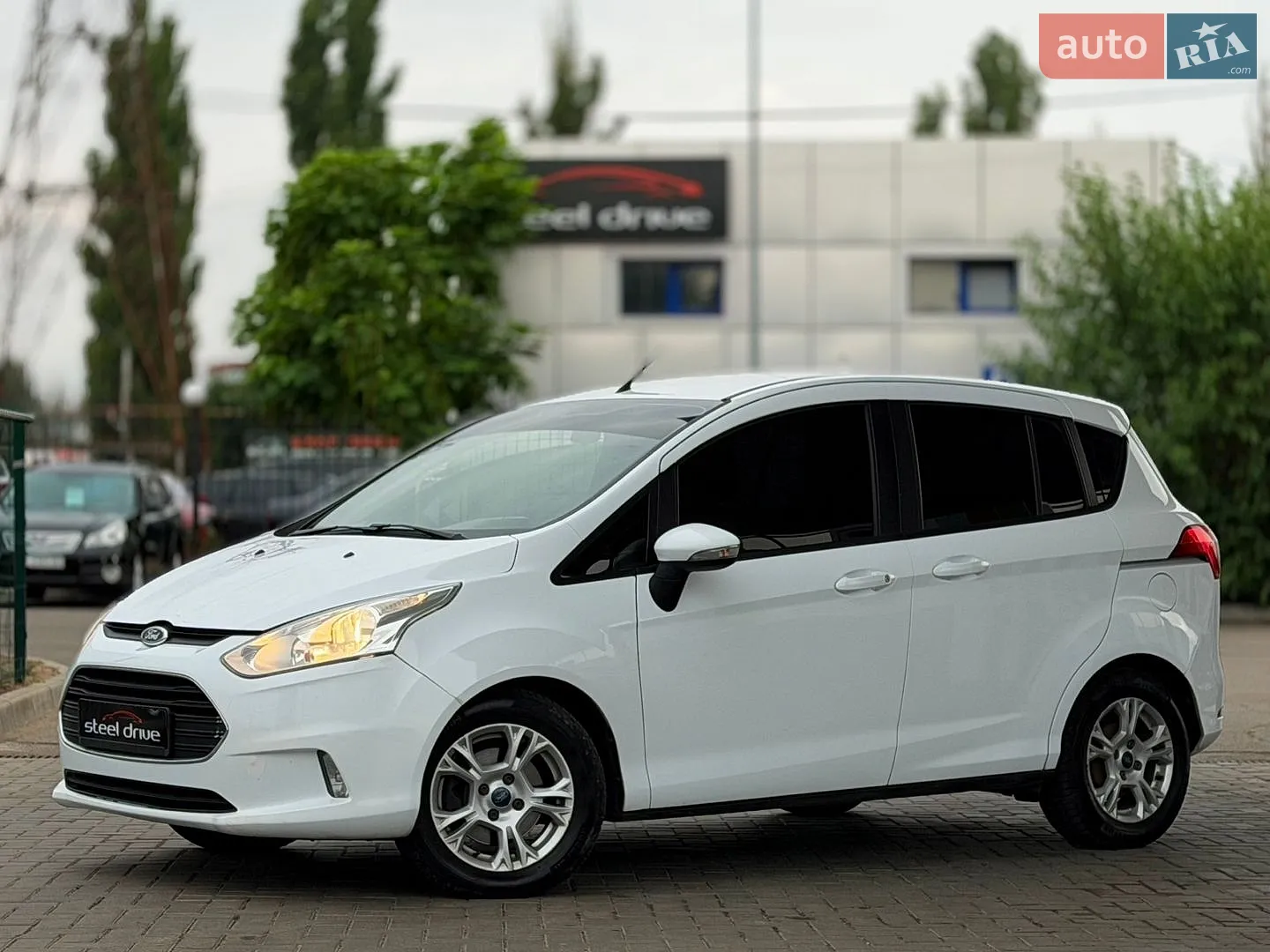 Ford B-Max, 2013