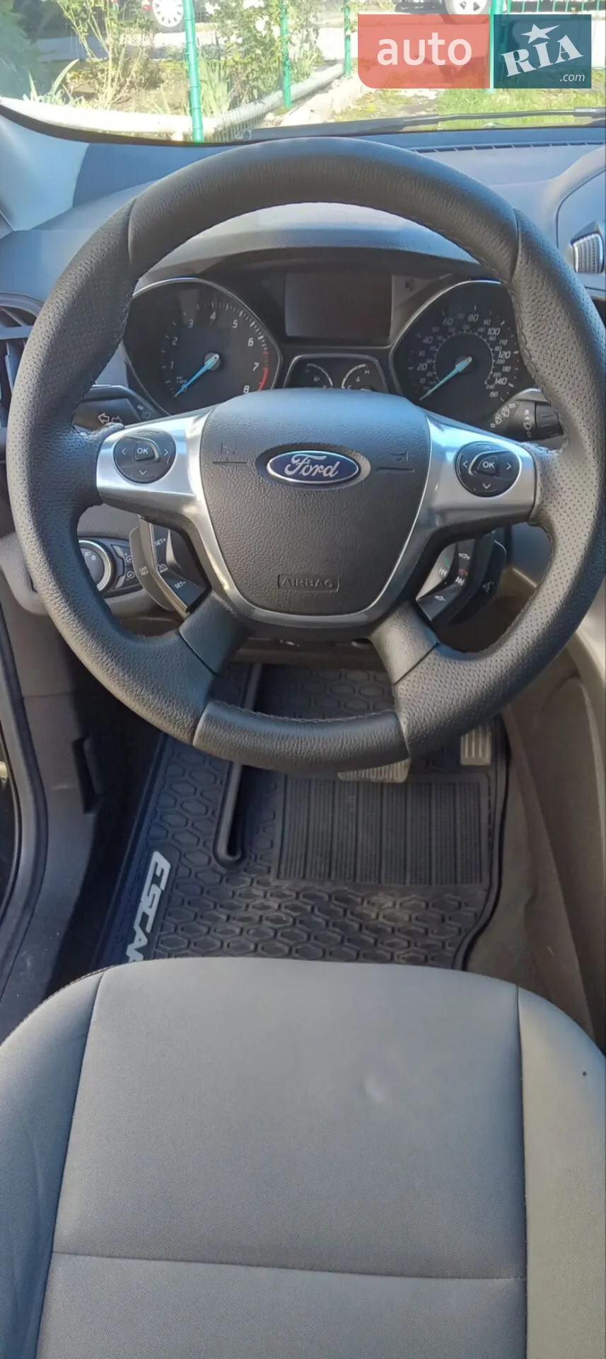 Ford Escape, 2012