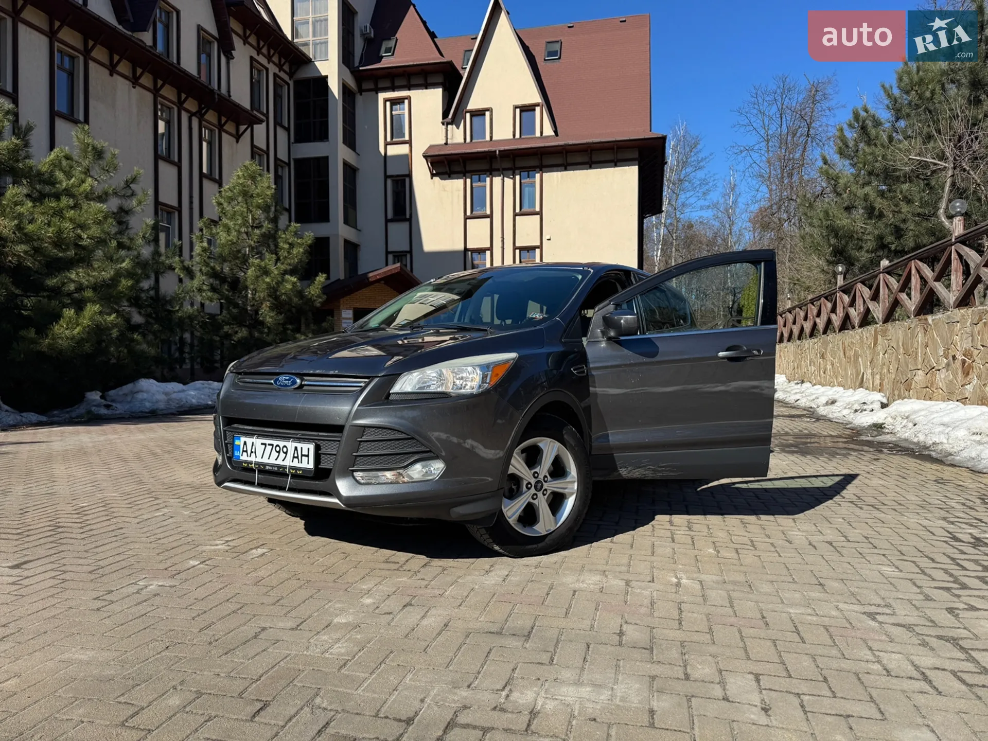 Ford Escape, 2015