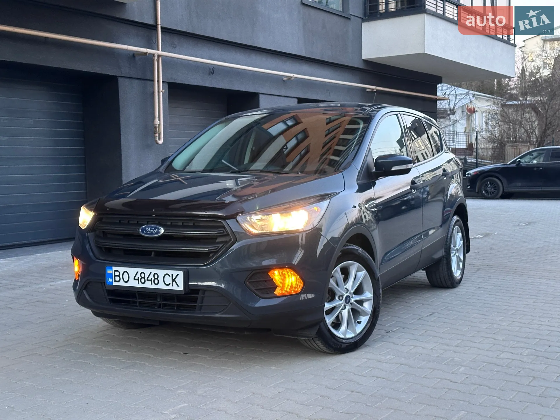Ford Escape 2019 — 1