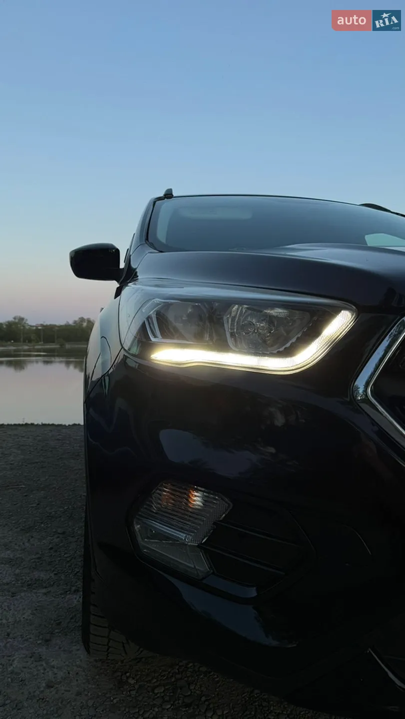 Ford Escape, 2017