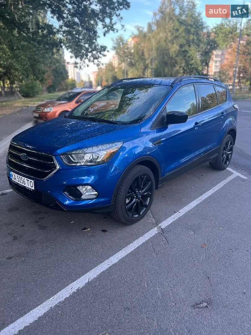 Ford Escape, 2017