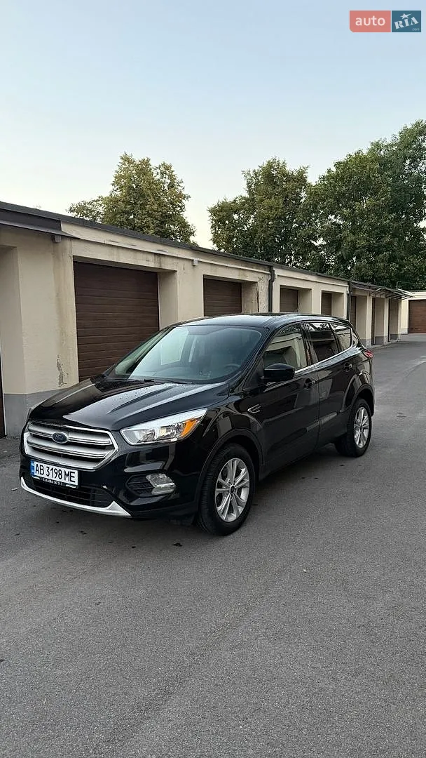 Ford Escape 2019 — 1