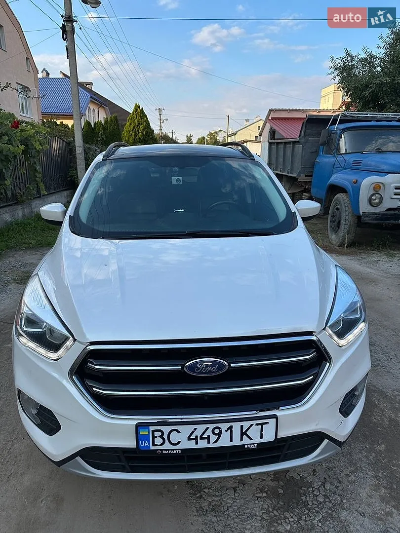 Ford Escape, 2018