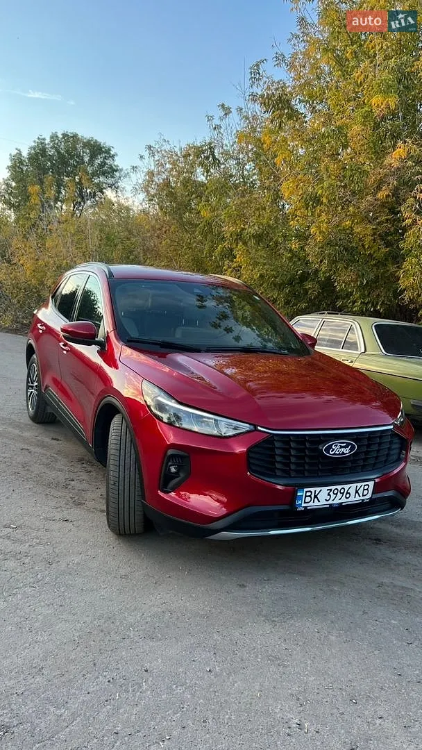 Ford Escape, 2024