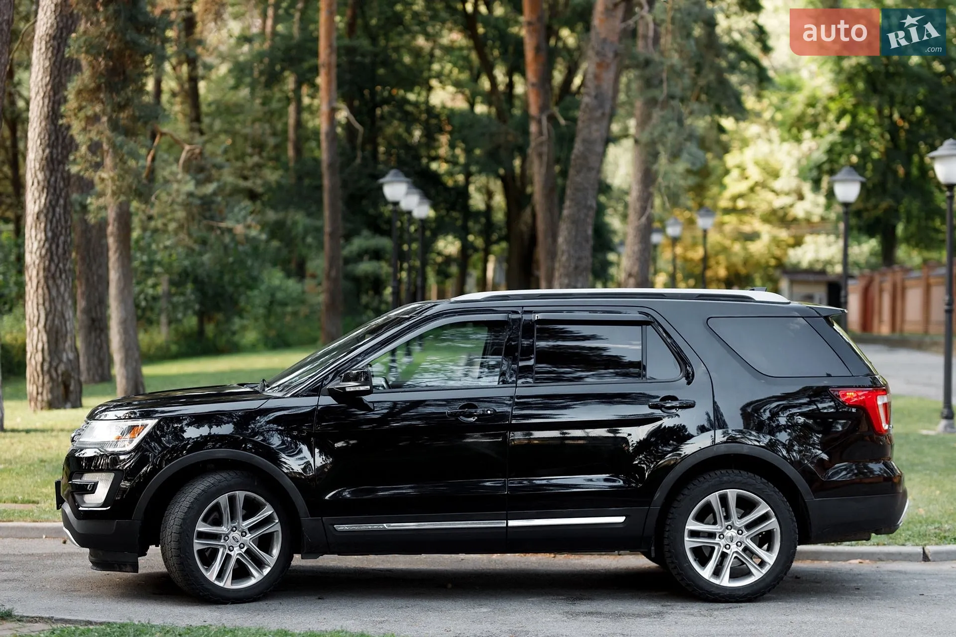 Ford Explorer, 2016