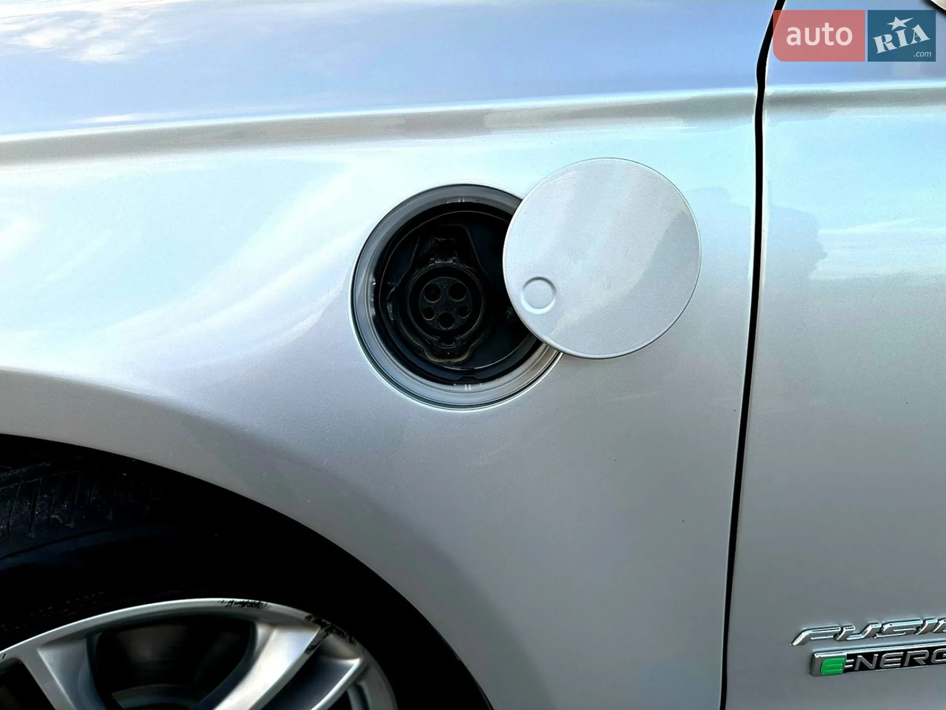 Ford Fusion, 2014