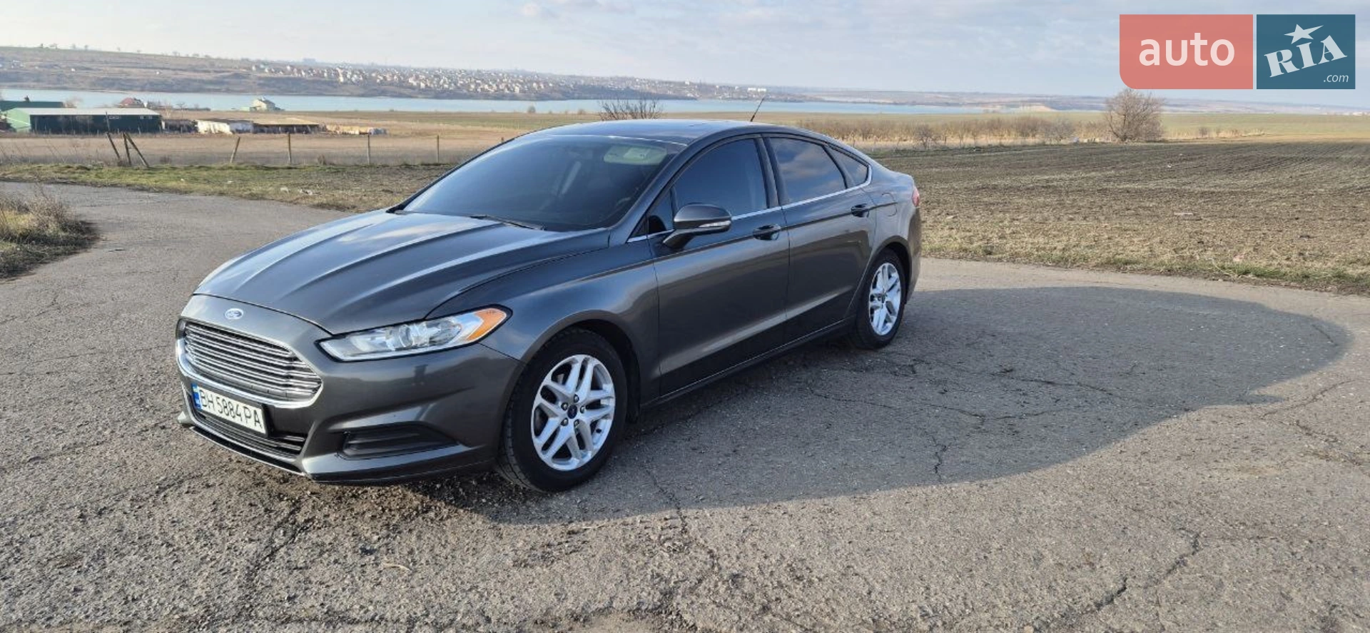 Ford Fusion, 2016