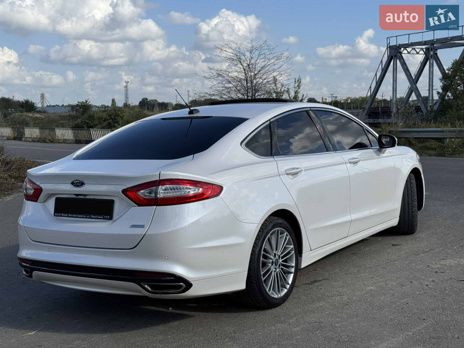Ford Fusion, 2012