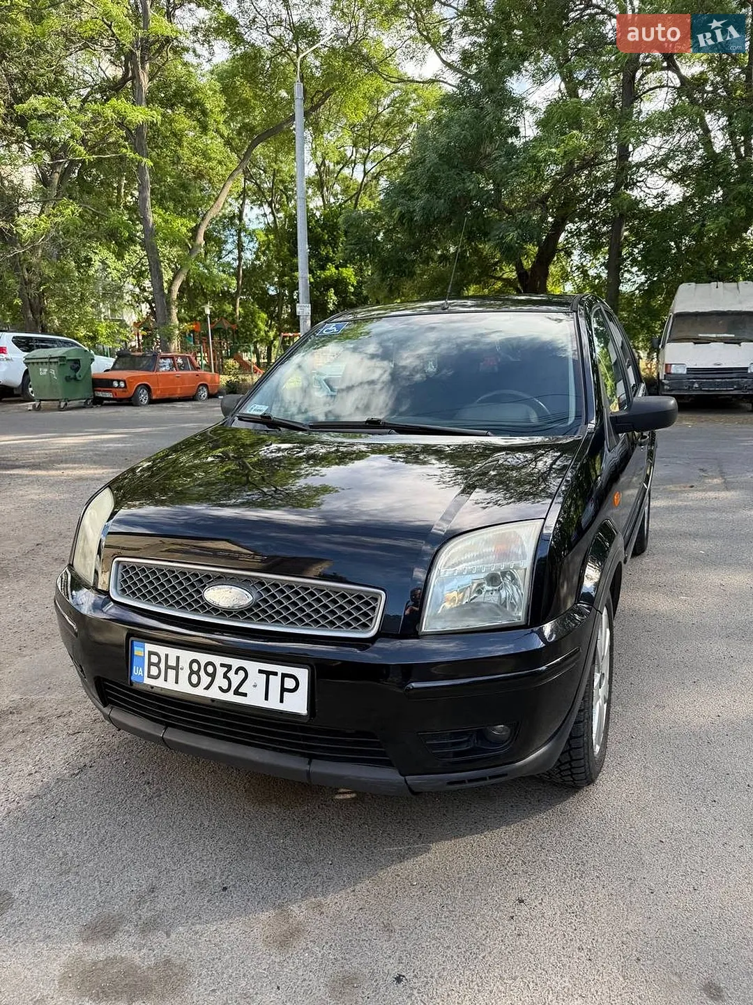 Ford Fusion, 2003
