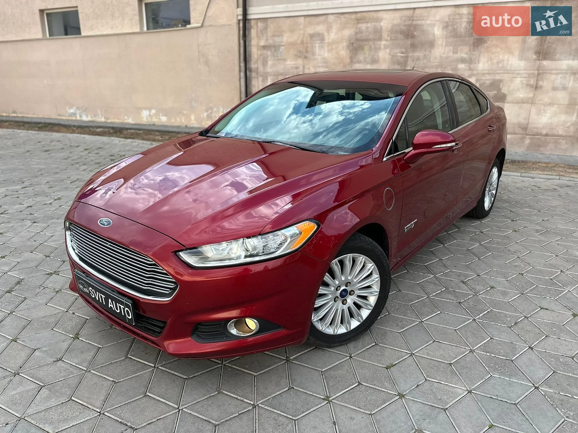 Ford Fusion, 2016
