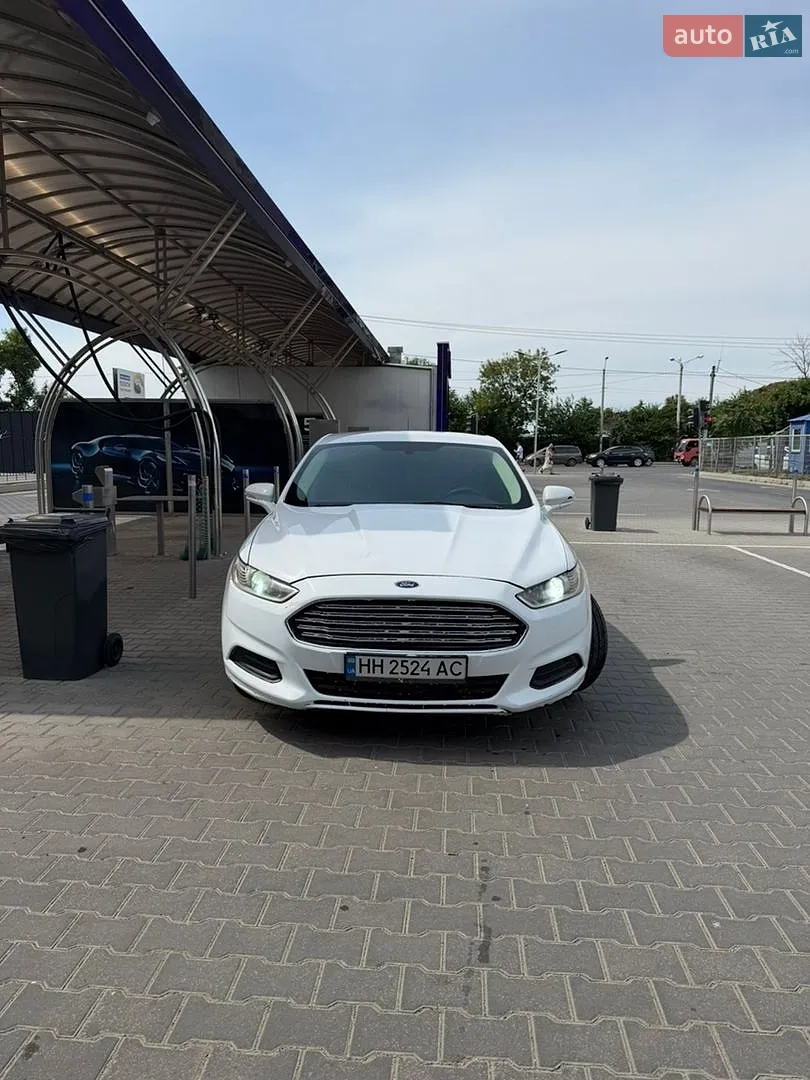 Ford Fusion, 2014